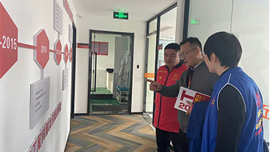 硅谷兄弟孫正幃導(dǎo)師親臨特斯特調(diào)研指導(dǎo)